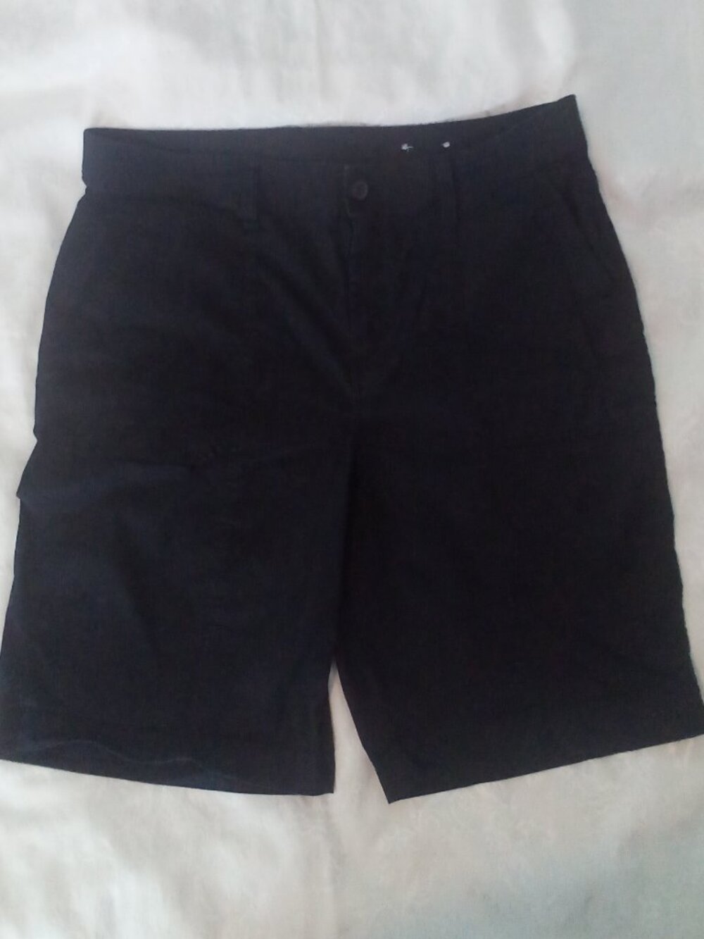 NWOT CHICO'S SZ 2.5 / 14 BERMUDA LENGTH SHORTS 98% COTTON BUTTON POCKETS